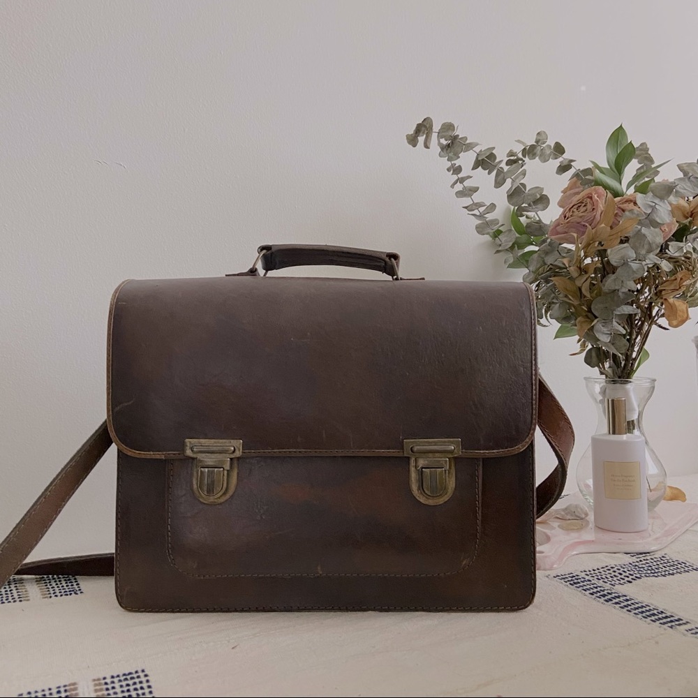 Beara Beara Santa Anna satchel bag by Taylor Swift